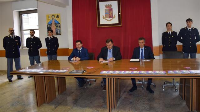 Ascoli Piceno, presentate in Questura le iniziative per la Giornata internazionale contro la violenza sulle donne