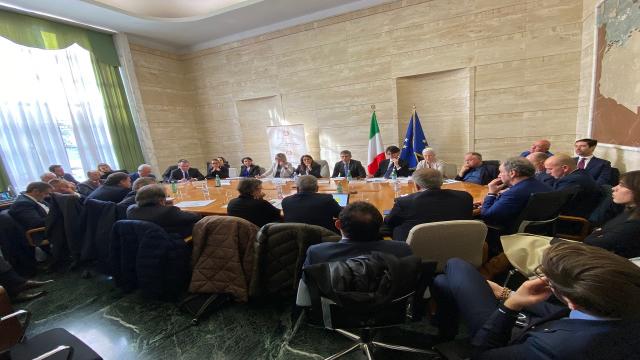 ''Appennino senza neve'', incontro al Ministero del Turismo. Per le Marche presente Acquaroli