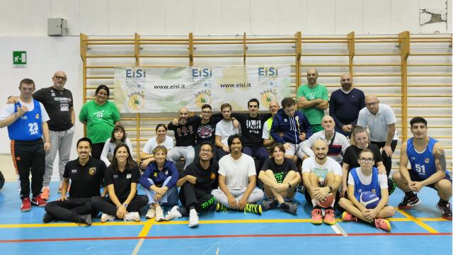 Grottammare, crescere insieme nello sport: formazione di arbitri e allenatori di Baskin alla palestra ITG