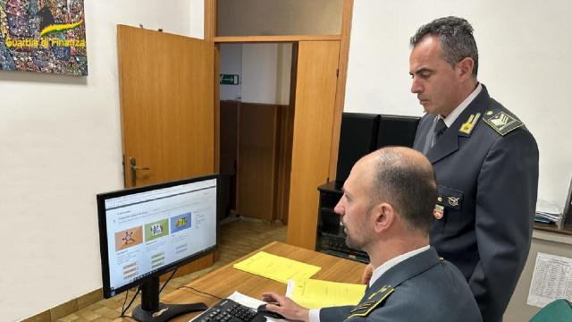 Guardia di Finanza Macerata, provvedimento di confisca delle disponibilità bancarie e di beni per circa 110mila euro
