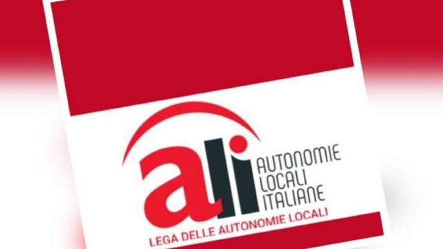Province, Loggi (Autonomie Locali Italiane): ''Assurdo pagare Imu per edifici scolastici''