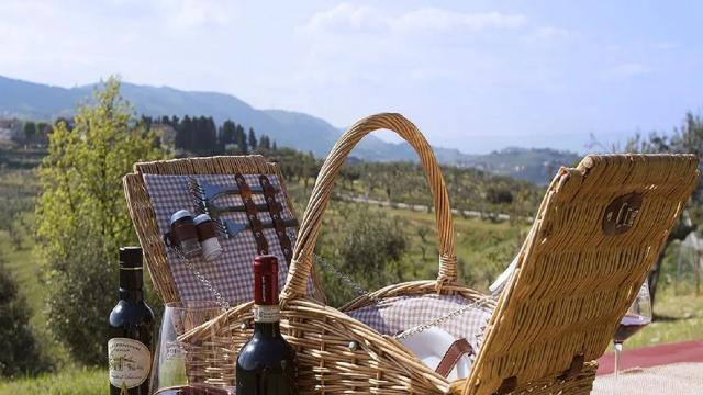25 Aprile, Coldiretti: ''Un italiano su tre opta per passeggiate e gite fuori porta''