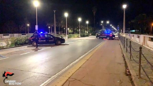 San Benedetto del Tronto: violentissima rissa in centro, Carabinieri arrestano 3 uomini