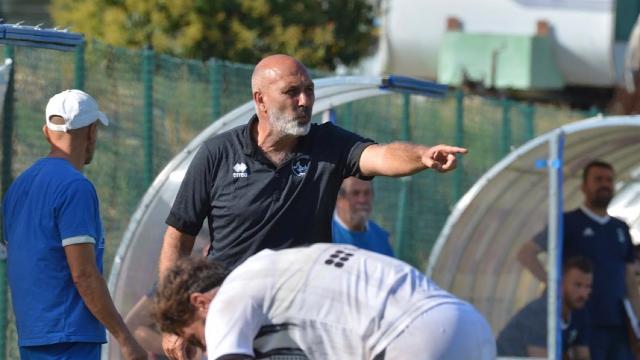 Atletico Ascoli, Pirozzi: “Fame e coltetto tra i denti. Il Real Monterotondo è una buona squadra”